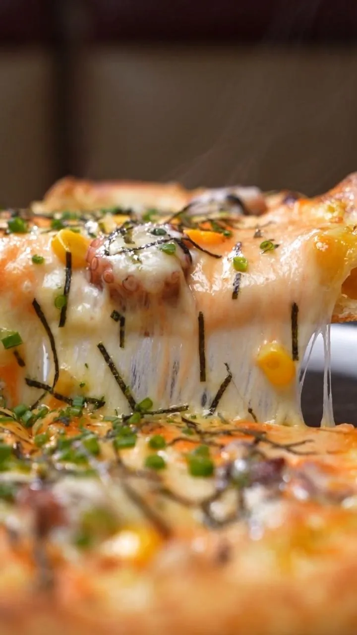 Cheese pizza promotion